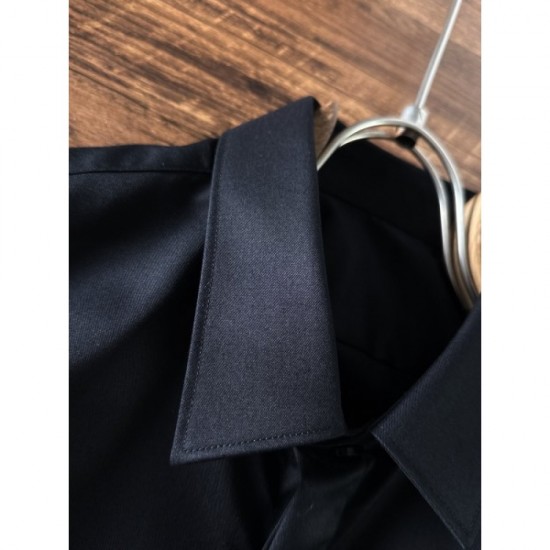 2023SS Style short-sleeved shirt that can be used for a long time this summer FENDI Fendi 2023SS Style short-sleeved shirt that can be used for a long time this summer FENDI Fendi