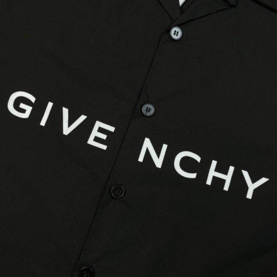 2023SS Fashionable people love it! Short-sleeved shirt GIVENCHY Givenchy 2023SS Fashionable people love it! Short-sleeved shirt GIVENCHY Givenchy