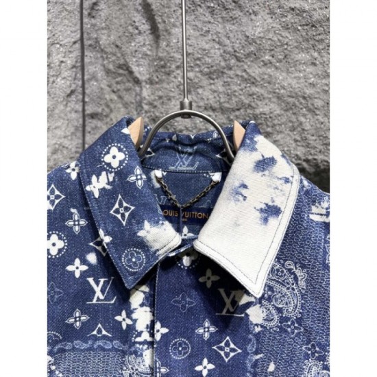 2023SS Short-sleeved shirt LOUIS VUITTON Louis Vuitton ideal for daily use 2023SS Short-sleeved shirt LOUIS VUITTON Louis Vuitton ideal for daily use