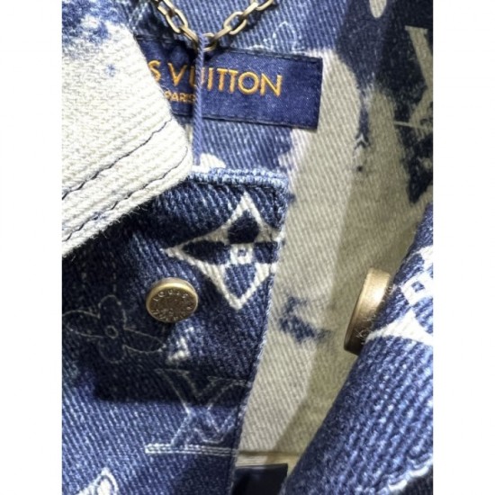 2023SS Short-sleeved shirt LOUIS VUITTON Louis Vuitton ideal for daily use 2023SS Short-sleeved shirt LOUIS VUITTON Louis Vuitton ideal for daily use