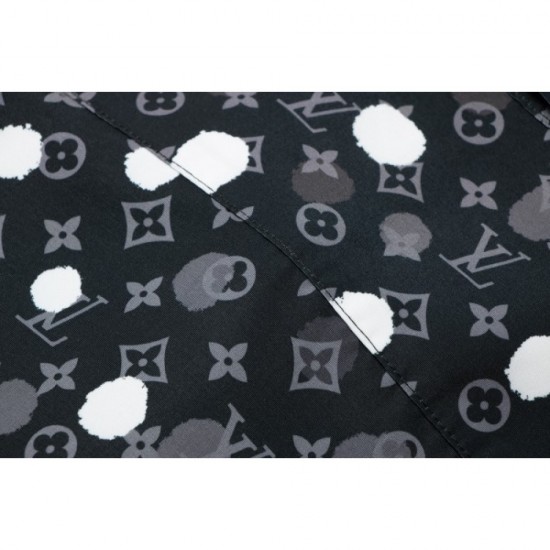 2023SS discount period limited sale short-sleeved shirt LOUIS VUITTON Louis Vuitton 2023SS discount period limited sale short-sleeved shirt LOUIS VUITTON Louis Vuitton
