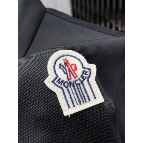 2023SS New Item Limited Quantity Sale Open Collar Short Sleeve MONCLER Moncler 2023SS New Item Limited Quantity Sale Open Collar Short Sleeve MONCLER Moncler