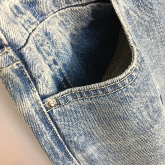 Limited sale jeans 2023SS BALENCIAGA Balenciaga Limited sale jeans 2023SS BALENCIAGA Balenciaga