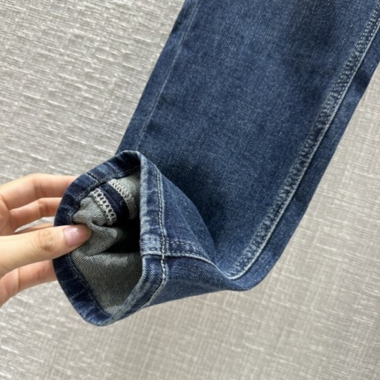 CELINE Celine 2023SS jeans The sense of fashion is soaring! CELINE Celine 2023SS jeans The sense of fashion is soaring!