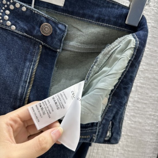 CELINE Celine 2023SS jeans The sense of fashion is soaring! CELINE Celine 2023SS jeans The sense of fashion is soaring!