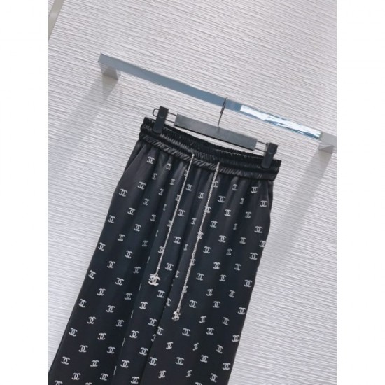 New straight pants perfect for early spring and summer 2023SS CHANEL Chanel New straight pants perfect for early spring and summer 2023SS CHANEL Chanel