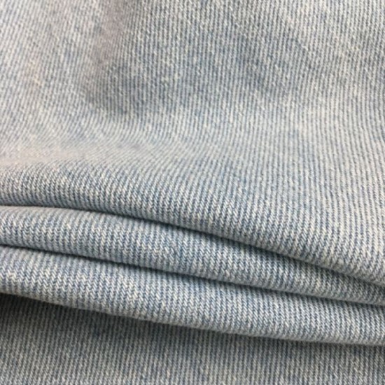 CHANEL CHANEL This season's featured new 2023FW jeans using color CHANEL CHANEL This season's featured new 2023FW jeans using color