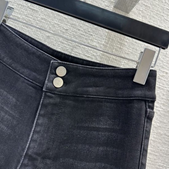 2023FW Jeans LOEWE A coveted brand that makes you feel good 2023FW Jeans LOEWE A coveted brand that makes you feel good