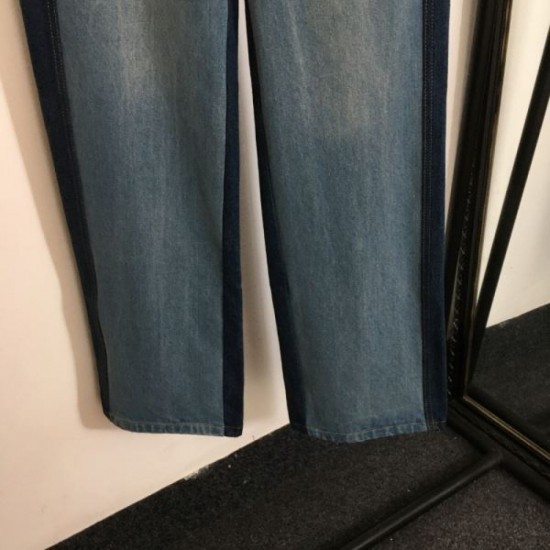 LOEWE 2023FW jeans that you should buy for a limited time at a great price LOEWE 2023FW jeans that you should buy for a limited time at a great price