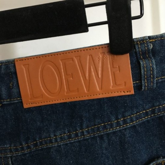 LOEWE 2023FW jeans that you should buy for a limited time at a great price LOEWE 2023FW jeans that you should buy for a limited time at a great price