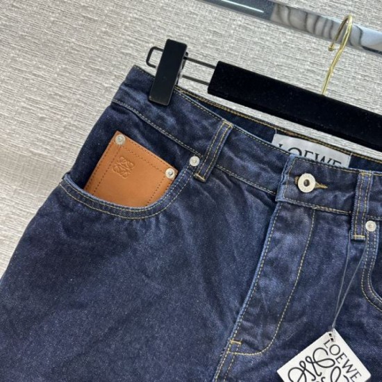 2023FW Shorts LOEWE Fans flock to new fall items 2023FW Shorts LOEWE Fans flock to new fall items