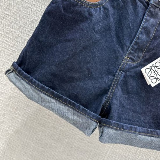 2023FW Shorts LOEWE Fans flock to new fall items 2023FW Shorts LOEWE Fans flock to new fall items