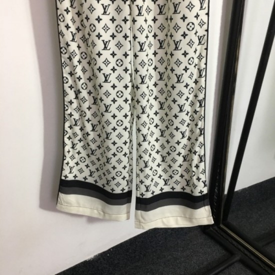 LOUIS VUITTON Louis Vuitton 2023SS Wide Pants Summer Season Feature LOUIS VUITTON Louis Vuitton 2023SS Wide Pants Summer Season Feature