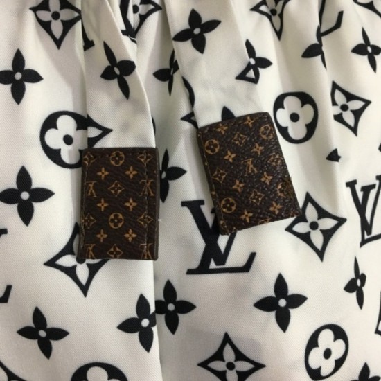 LOUIS VUITTON Louis Vuitton 2023SS Wide Pants Summer Season Feature LOUIS VUITTON Louis Vuitton 2023SS Wide Pants Summer Season Feature