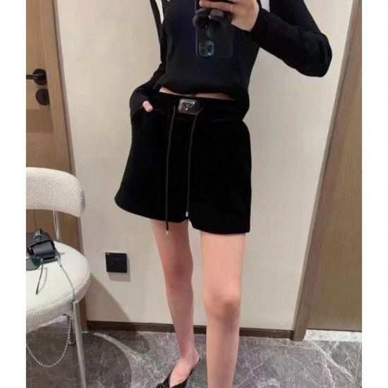 PRADA Prada 2023SS shorts that celebrities and celebrities love PRADA Prada 2023SS shorts that celebrities and celebrities love