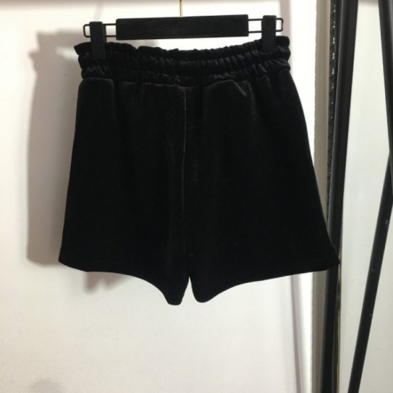 PRADA Prada 2023SS shorts that celebrities and celebrities love PRADA Prada 2023SS shorts that celebrities and celebrities love
