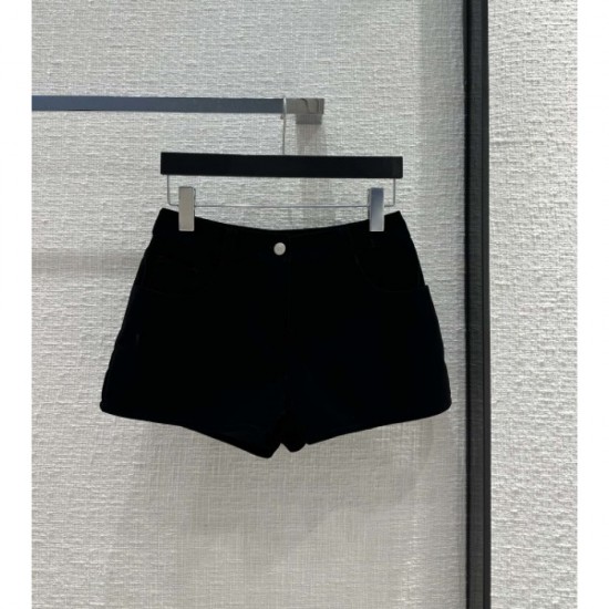 PRADA Prada 2023FW shorts New this season! Adults are also OK! PRADA Prada 2023FW shorts New this season! Adults are also OK!