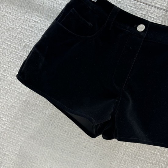 PRADA Prada 2023FW shorts New this season! Adults are also OK! PRADA Prada 2023FW shorts New this season! Adults are also OK!