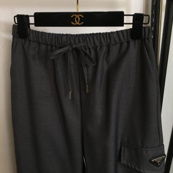 PRADA Prada is gaining popularity! Stylish new 2023FW wide pants PRADA Prada is gaining popularity! Stylish new 2023FW wide pants
