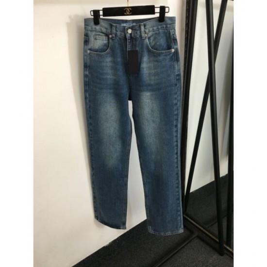 PRADA Check out the trends of the season 2023FW jeans PRADA Check out the trends of the season 2023FW jeans