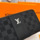 2023SS LOUIS VUITTON Louis Vuitton Long Wallet 2023SS LOUIS VUITTON Louis Vuitton Long Wallet