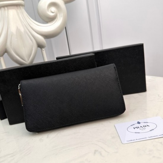 2023SS PRADA Prada A long wallet that you can fully enjoy this summer 2023SS PRADA Prada A long wallet that you can fully enjoy this summer
