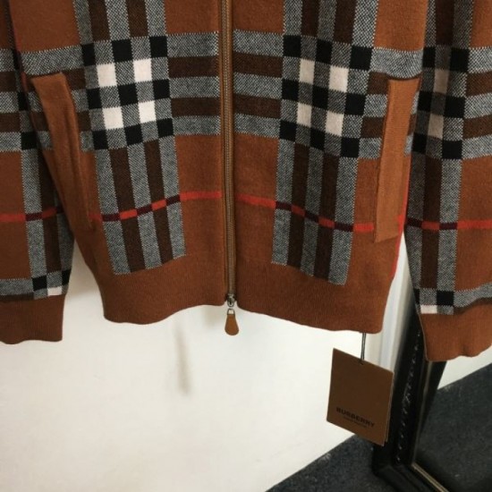 BURBERRY Burberry Emergency Sale Surprising Price 2023FW Long Sleeve Knit BURBERRY Burberry Emergency Sale Surprising Price 2023FW Long Sleeve Knit