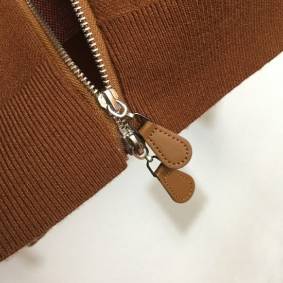 BURBERRY Burberry Emergency Sale Surprising Price 2023FW Long Sleeve Knit BURBERRY Burberry Emergency Sale Surprising Price 2023FW Long Sleeve Knit