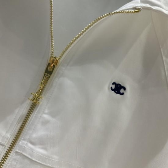 CELINE Celine 2023FW Coat Introducing a new fall/winter item! CELINE Celine 2023FW Coat Introducing a new fall/winter item!