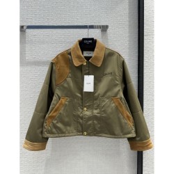 CELINE 2023FW Sweater whose wonderful coordination attracts a lot of attention