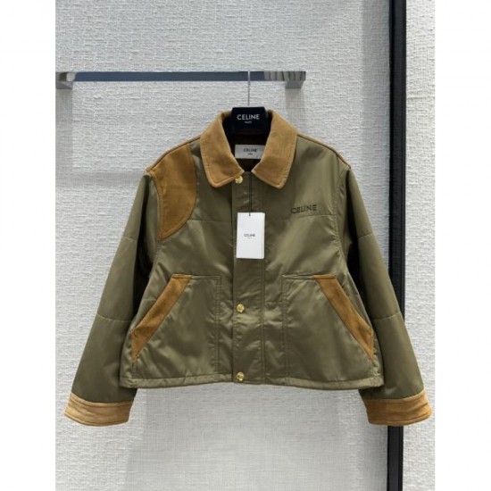 CELINE 2023FW Sweater whose wonderful coordination attracts a lot of attention CELINE 2023FW Sweater whose wonderful coordination attracts a lot of attention