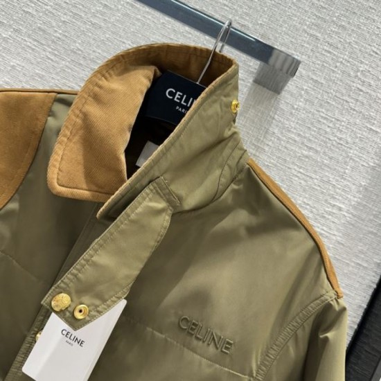 CELINE 2023FW Sweater whose wonderful coordination attracts a lot of attention CELINE 2023FW Sweater whose wonderful coordination attracts a lot of attention