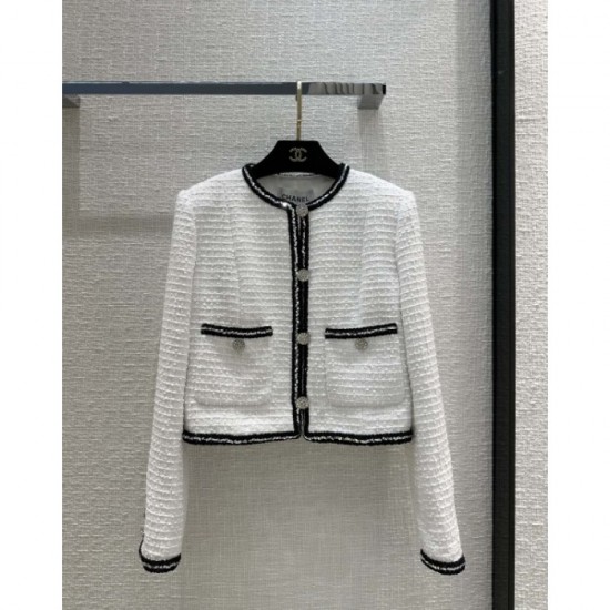 CHANEL Chanel excellent combination 2023SS short length coat CHANEL Chanel excellent combination 2023SS short length coat