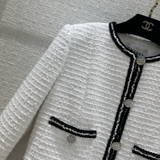 CHANEL Chanel excellent combination 2023SS short length coat CHANEL Chanel excellent combination 2023SS short length coat