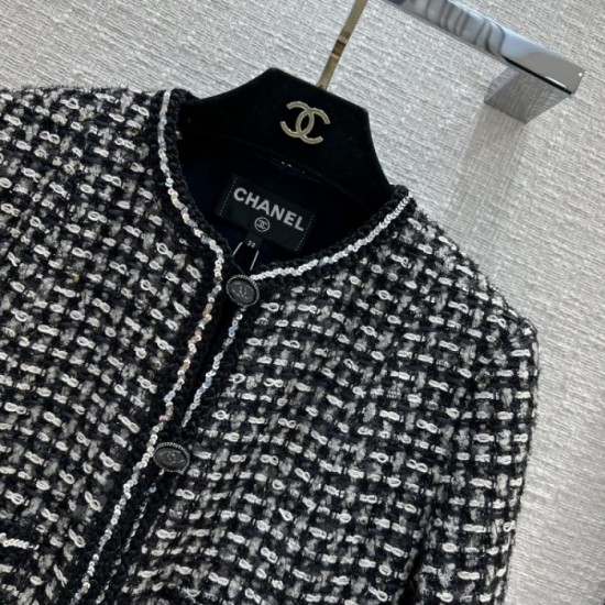 CHANEL Chanel surprisingly compatible 2023SS short length coat CHANEL Chanel surprisingly compatible 2023SS short length coat