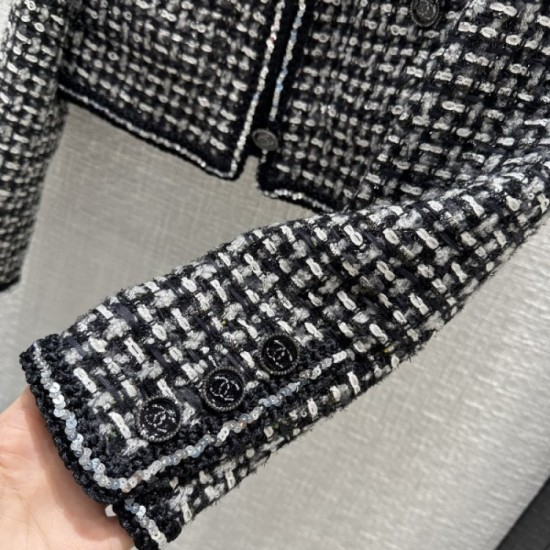 CHANEL Chanel surprisingly compatible 2023SS short length coat CHANEL Chanel surprisingly compatible 2023SS short length coat