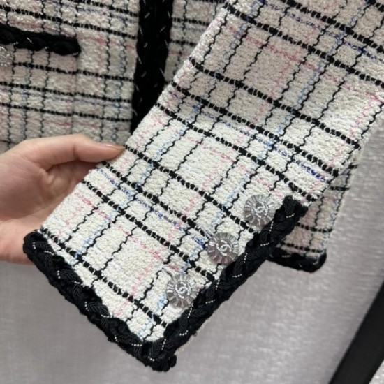 CHANEL Chanel popular new 2023SS coat CHANEL Chanel popular new 2023SS coat