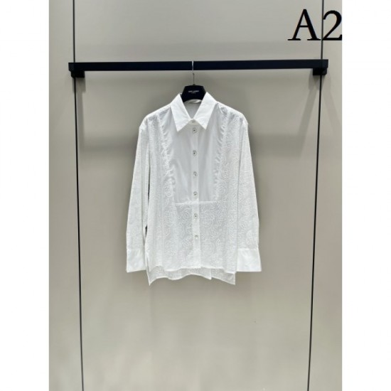 CHANEL Chanel 2023FW shirt battle inevitable! I definitely want to check it out CHANEL Chanel 2023FW shirt battle inevitable! I definitely want to check it out