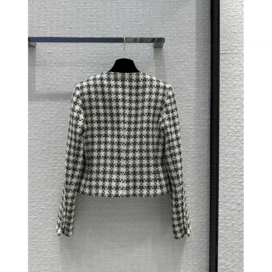 2023FW coat CHANEL A stylish item 2023FW coat CHANEL A stylish item