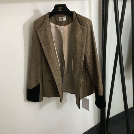 2023FW coat CHANEL Chanel new item that is extremely popular 2023FW coat CHANEL Chanel new item that is extremely popular