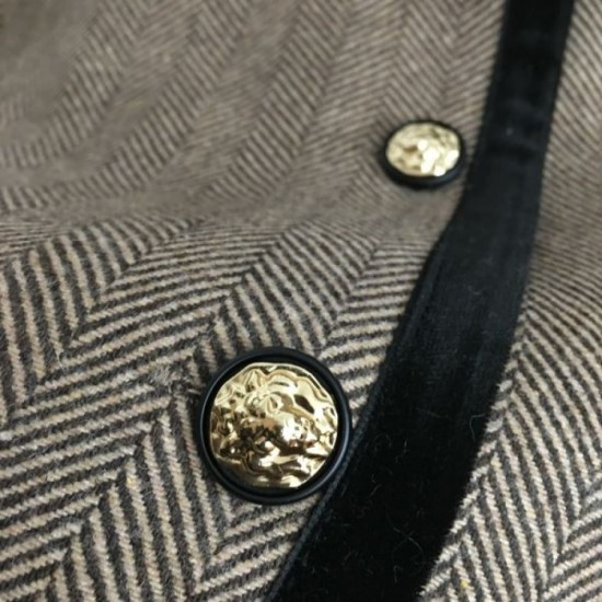 2023FW coat CHANEL Chanel new item that is extremely popular 2023FW coat CHANEL Chanel new item that is extremely popular