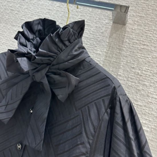 2023FW Stand Collar Shirt CHANEL This is the one for this fall 2023FW Stand Collar Shirt CHANEL This is the one for this fall