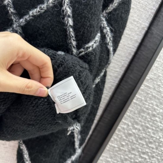 2023FW Knit Cardigan CHANEL Tops to watch this fall/winter 2023FW Knit Cardigan CHANEL Tops to watch this fall/winter