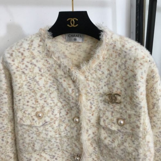 2023FW Knit Cardigan CHANEL Ahead of this year's trends 2023FW Knit Cardigan CHANEL Ahead of this year's trends