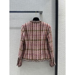 CHANEL 2023FW coat that is easy to wear