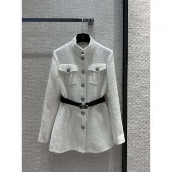 CHANEL 2023FW coat, popular among fashionable people CHANEL 2023FW coat, popular among fashionable people