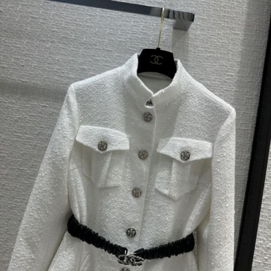 CHANEL 2023FW coat, popular among fashionable people CHANEL 2023FW coat, popular among fashionable people