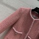 CHANEL A statement item 2023FW coat CHANEL A statement item 2023FW coat