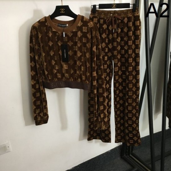 DOLCE & GABBANA Dolce & Gabbana lowest price challenge! 2023FW top and bottom set DOLCE & GABBANA Dolce & Gabbana lowest price challenge! 2023FW top and bottom set