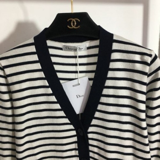 2023FW Knit Cardigan DIOR Dior has a casual atmosphere 2023FW Knit Cardigan DIOR Dior has a casual atmosphere